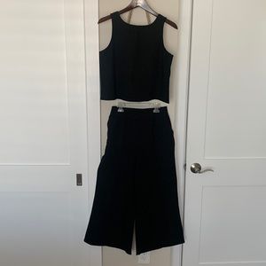 NEW 2 pieces set, black, purchased through Beachsissi. Size S & Size M for sale.